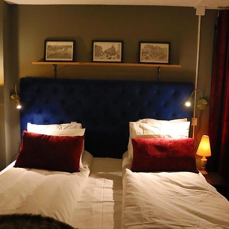 Goete'S B&B Tumba Zewnętrze zdjęcie